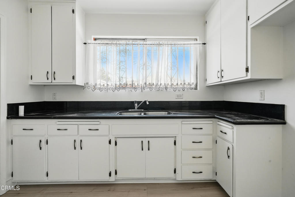 701 Leonard Avenue Property Photo 12