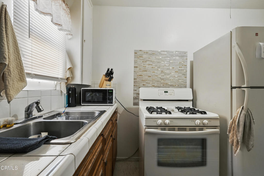 701 Leonard Avenue Property Photo 33