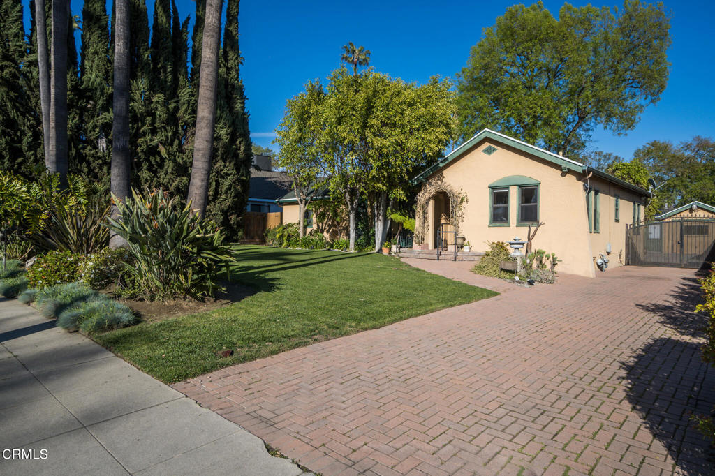 1080 S Los Robles Avenue Property Photo