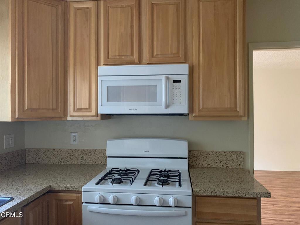 3513 W Alameda Avenue Property Photo 9