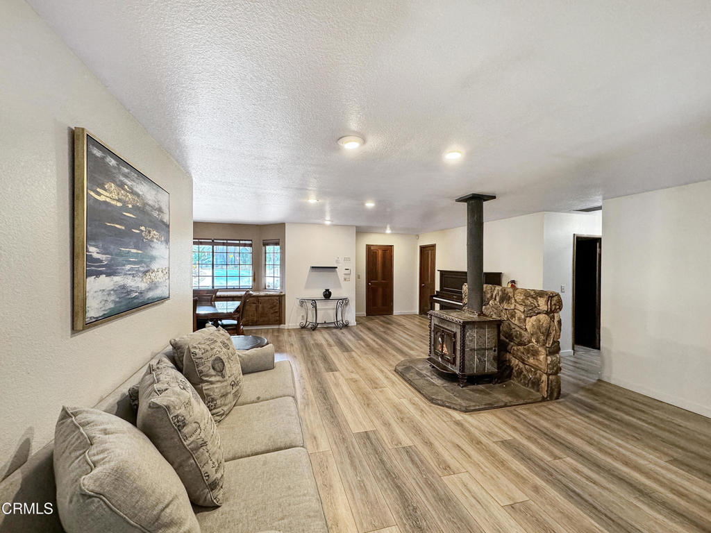 42791 Ursa Major Way Property Photo 11