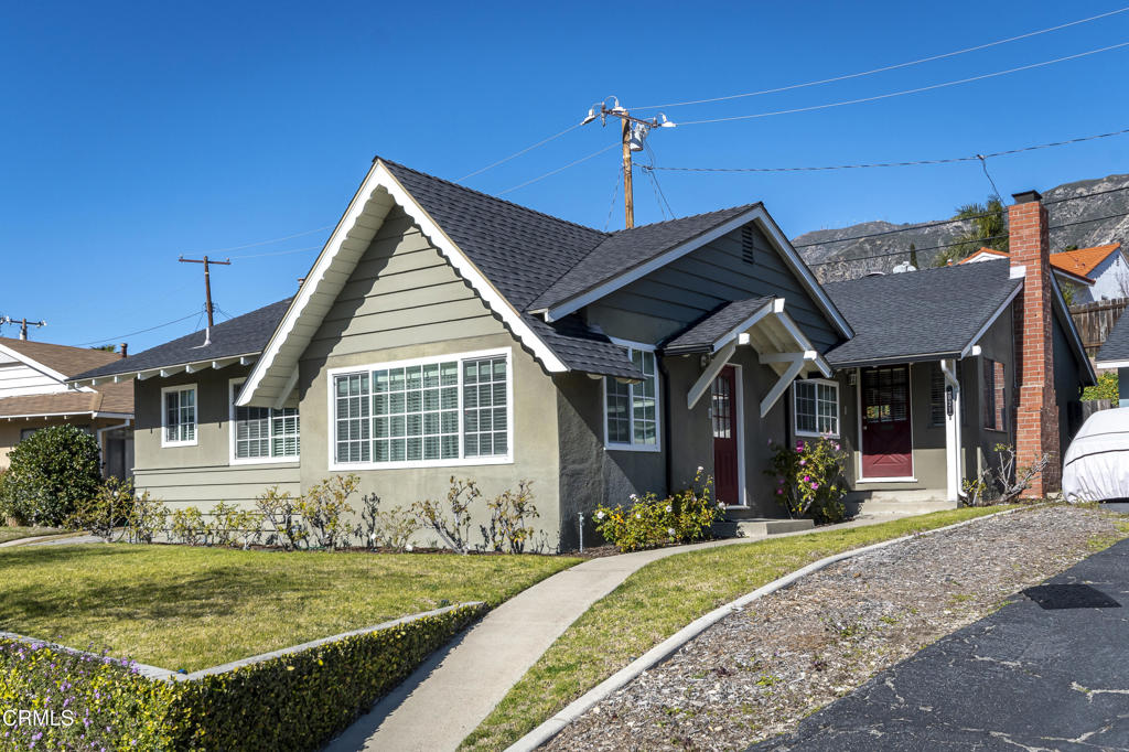 3021 Ashwin Drive B Property Photo 1