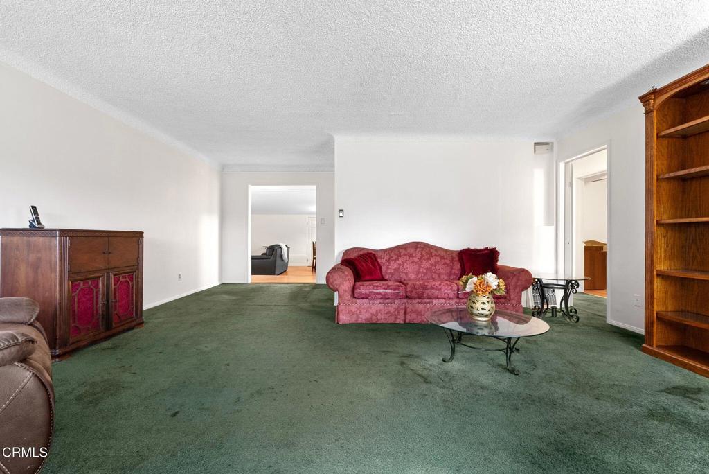 2102 N Eastern Avenue Property Photo 4