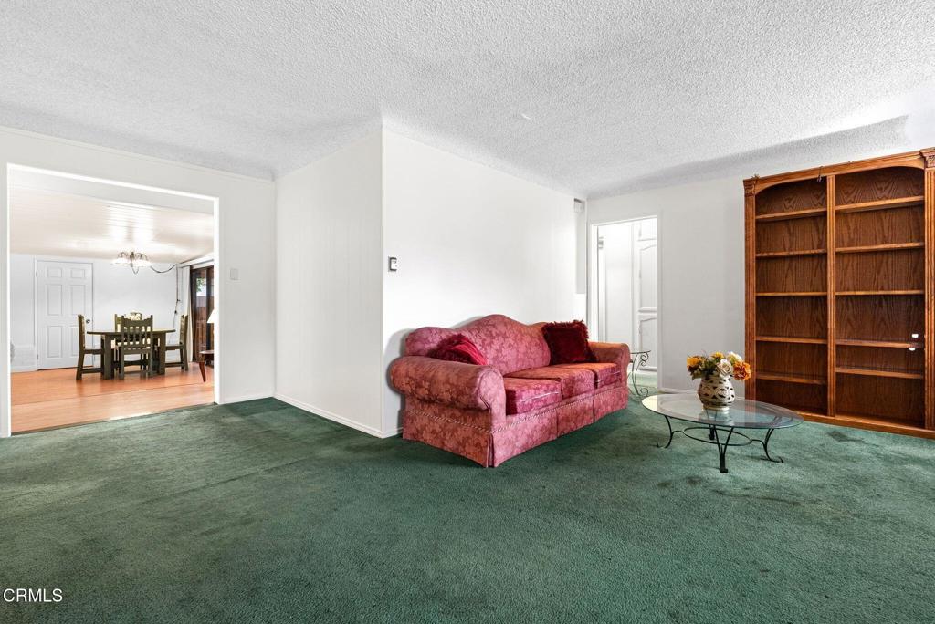 2102 N Eastern Avenue Property Photo 5