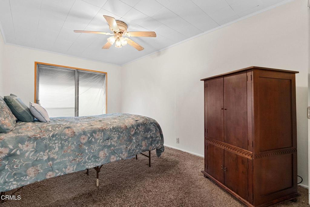 2102 N Eastern Avenue Property Photo 17