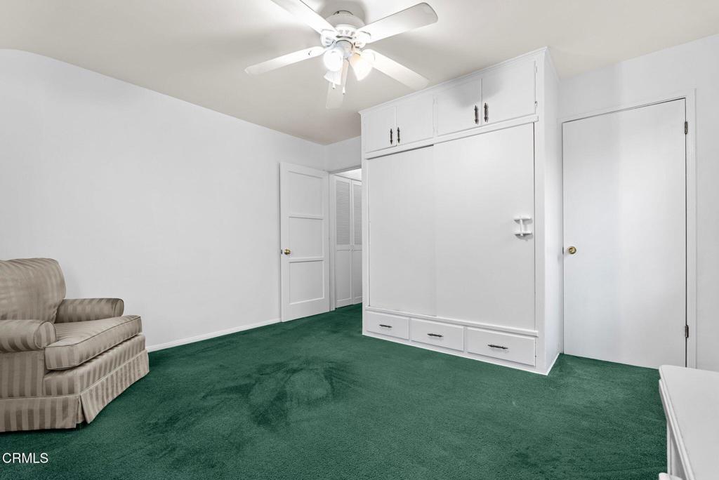 2102 N Eastern Avenue Property Photo 23