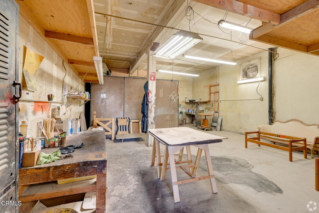 1517 E Washington Boulevard Property Photo 14