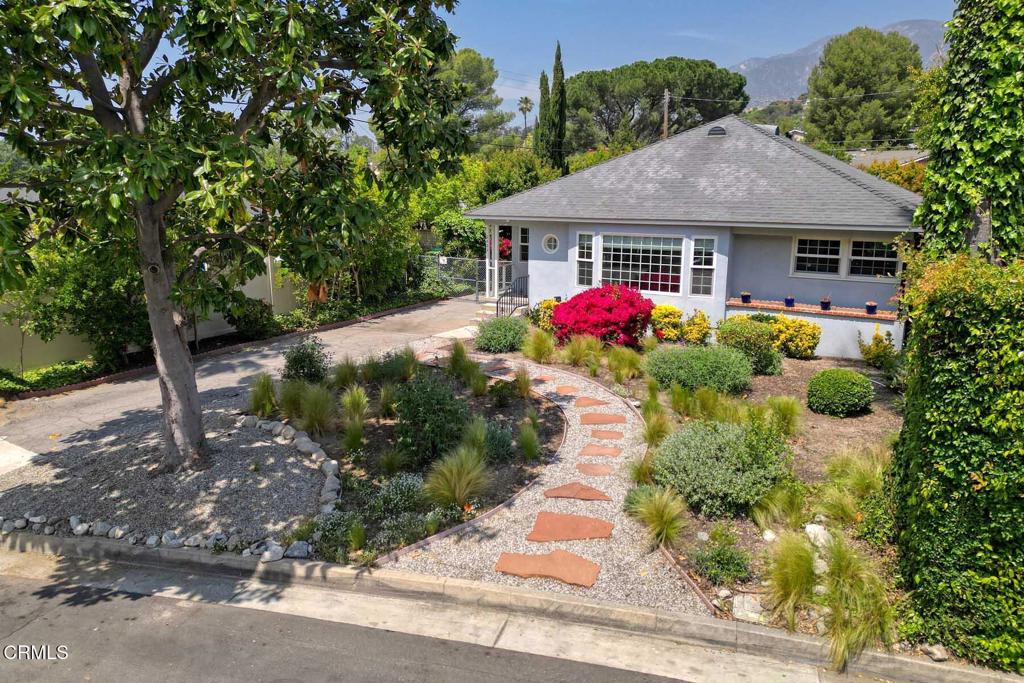 2323 Barton Lane Property Photo