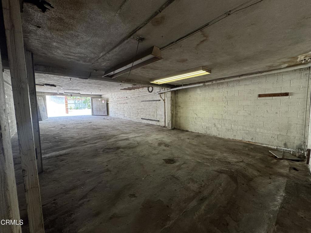 3207 E Foothill Boulevard Property Photo 5