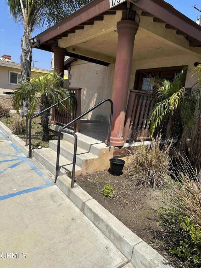 1734 Indian Hill Boulevard Property Photo 14