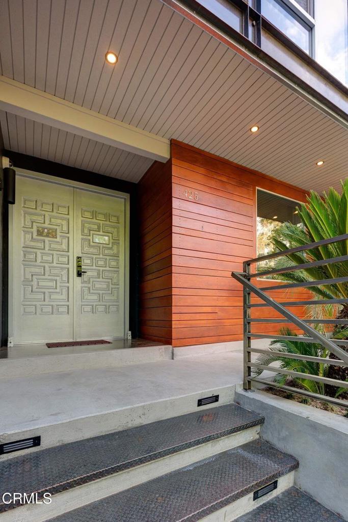 425 Anita Drive Property Photo 3