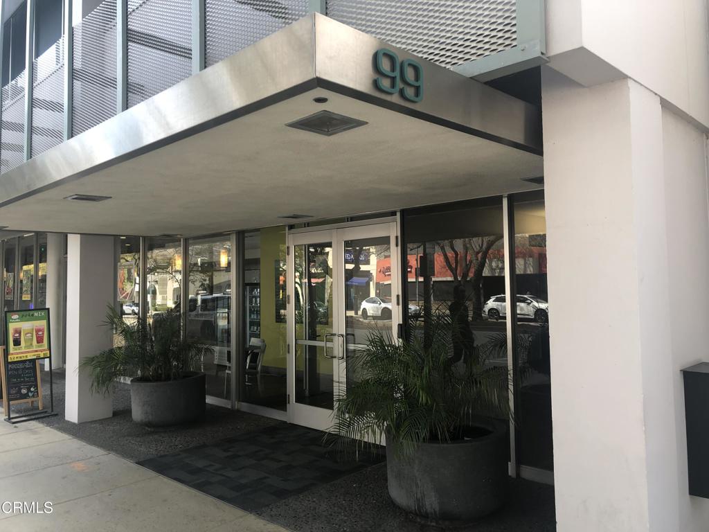 99 S Lake Avenue Property Photo