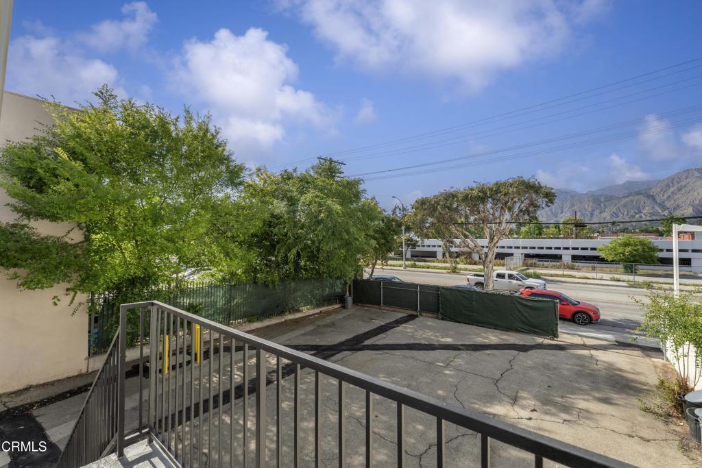 2800 E Walnut Street Property Photo 16