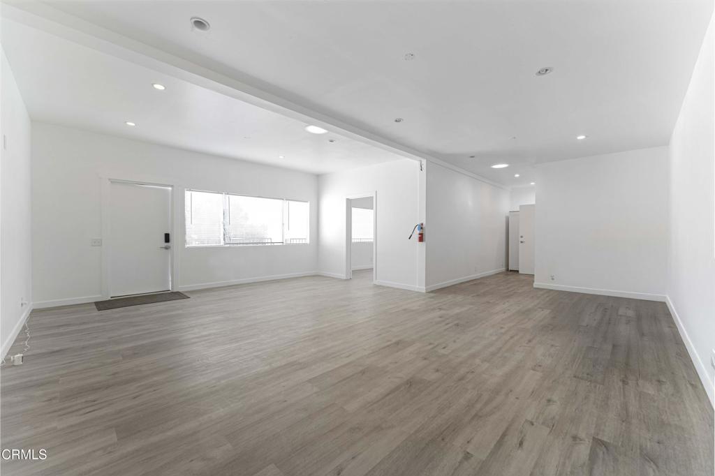 2800 E Walnut Street Property Photo 18
