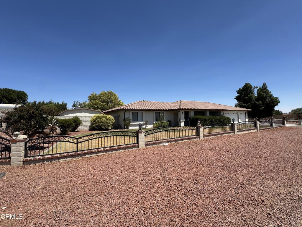 17522 La Junta Street Property Photo 6