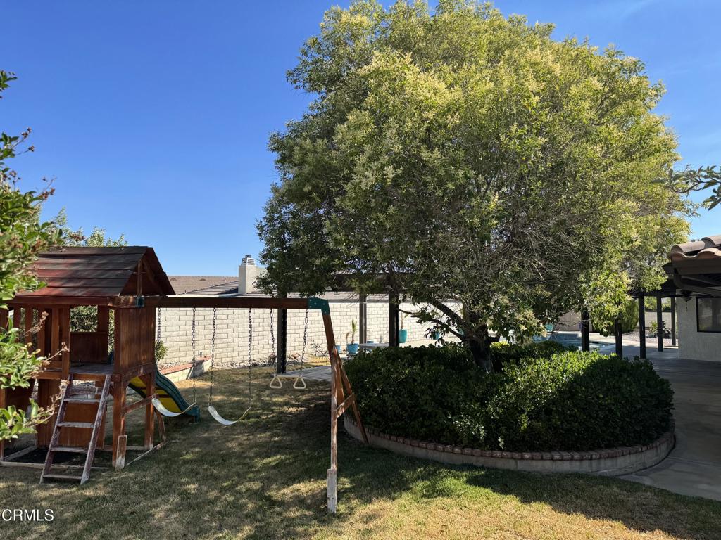 17522 La Junta Street Property Photo 40