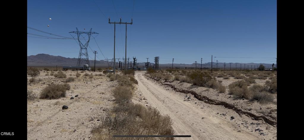 56911 Ca-127 Property Photo 14