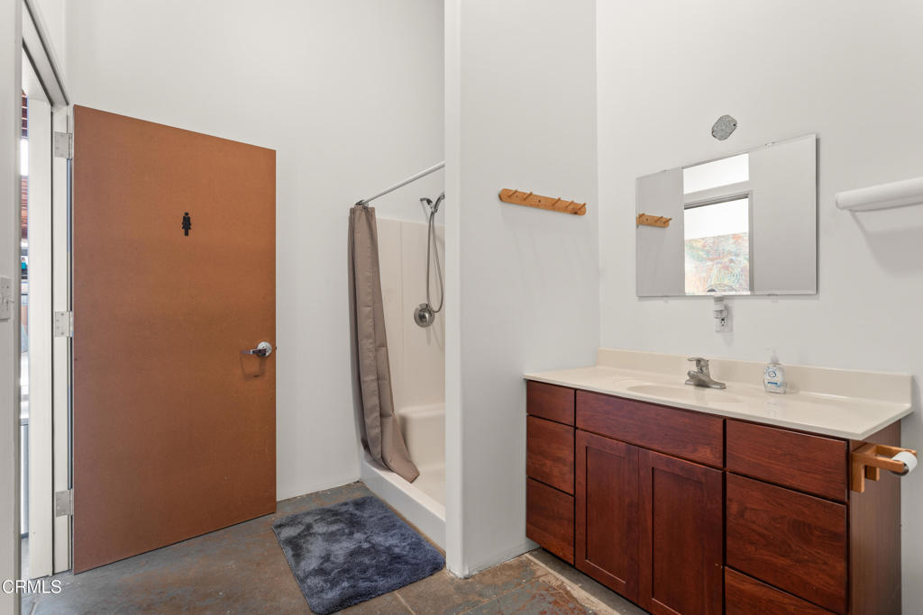 1312 S Pacific Avenue Property Photo 21