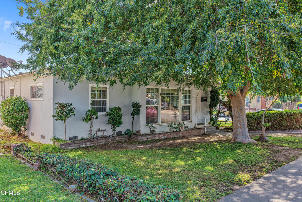 740 Carmelita Place Property Photo 1