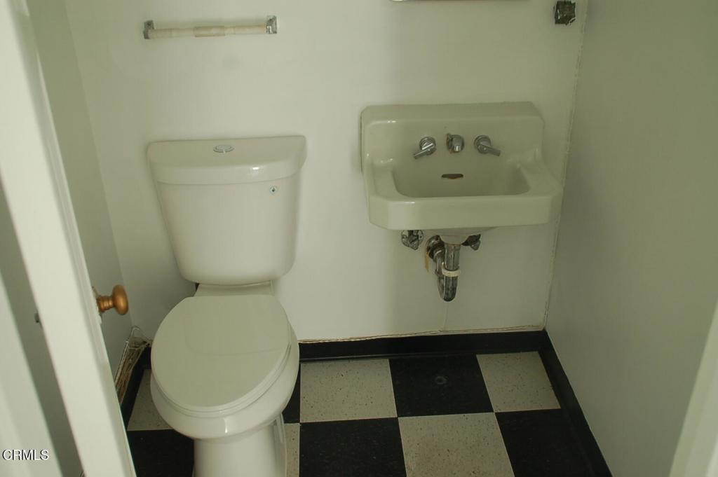 5819 Temple City Boulevard Property Photo 10