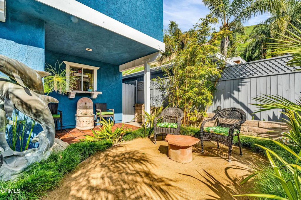 6779 Ojai Avenue Property Photo 4