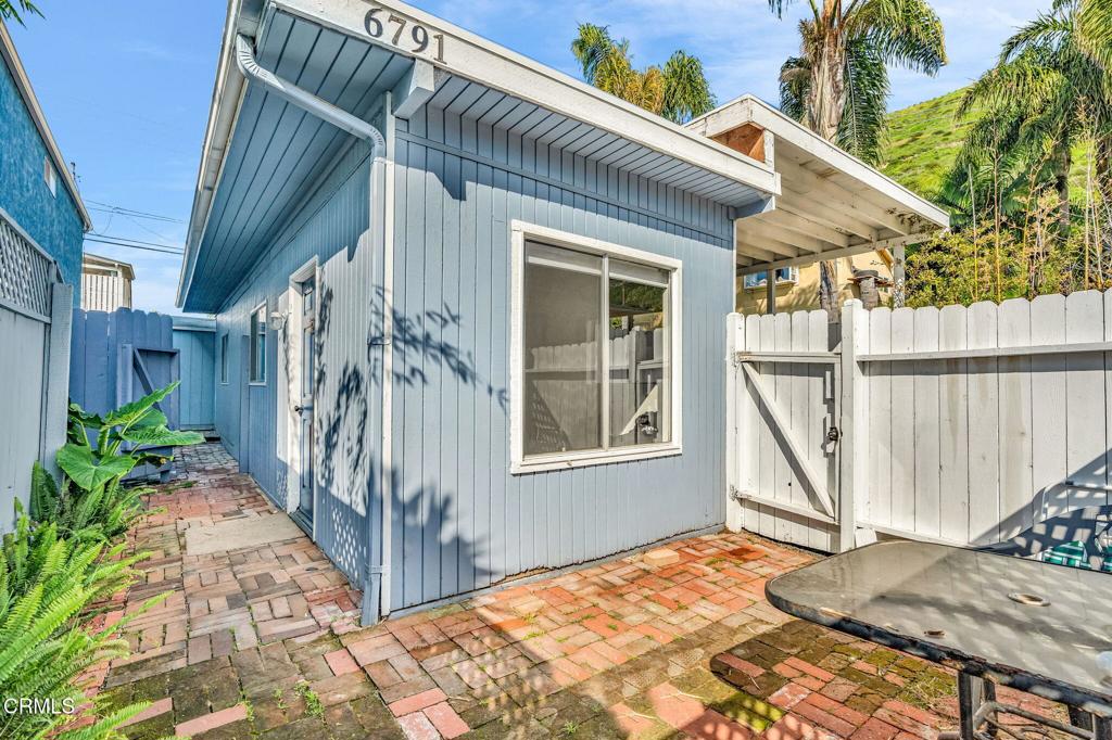 6779 Ojai Avenue Property Photo 54