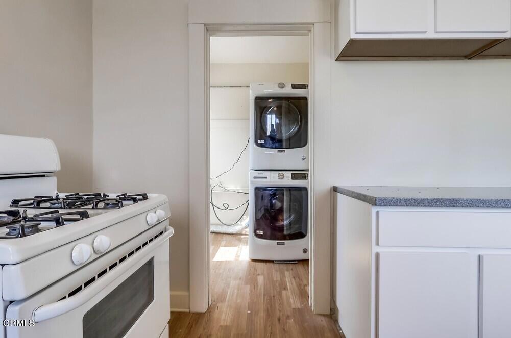 833 835 N Ridgewood Place Property Photo 10