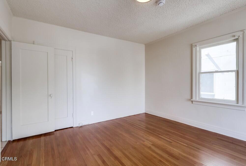 833 835 N Ridgewood Place Property Photo 18