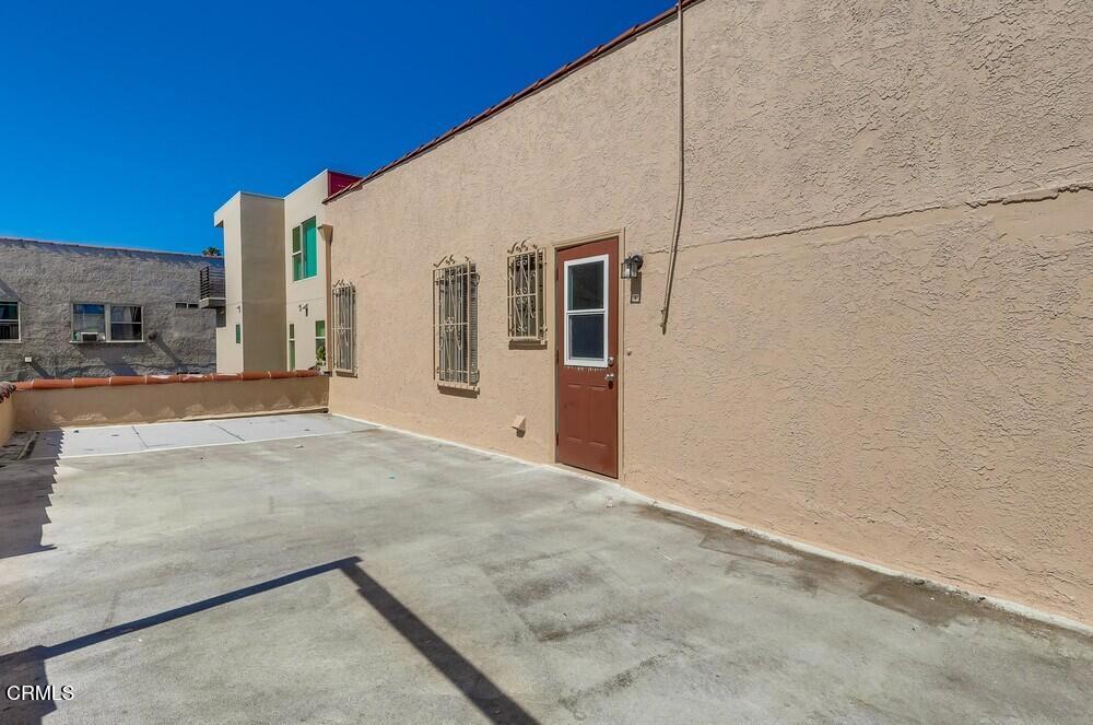 833 835 N Ridgewood Place Property Photo 25