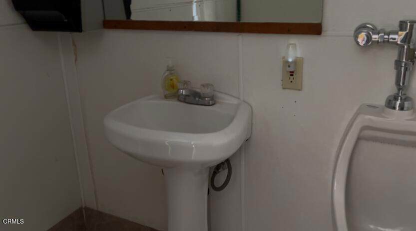 57376 Ca-127 Property Photo 40