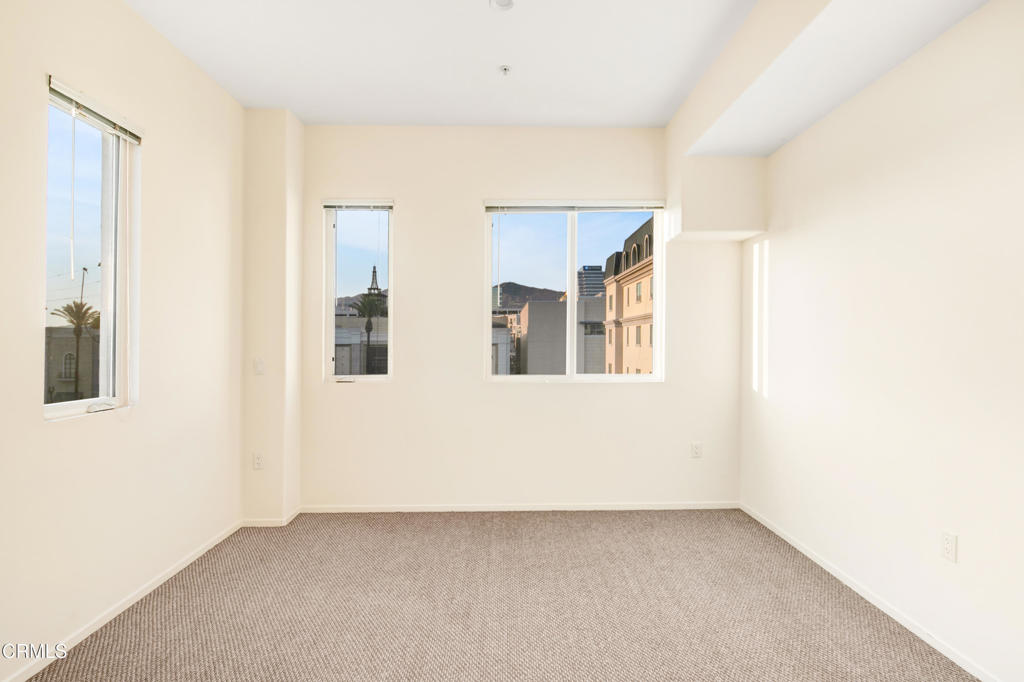 124 W Colorado Street 404 Property Photo 15