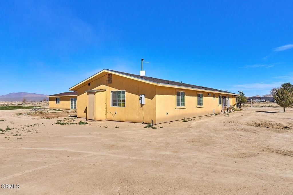 34804 Sunswept Drive Property Photo 1