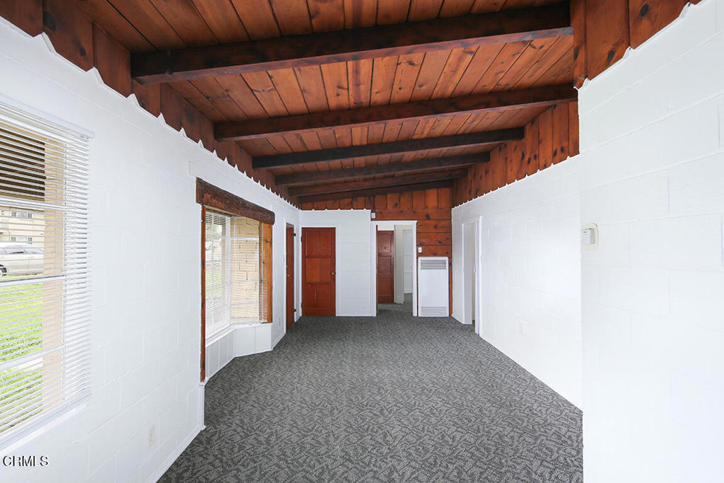 14308 Broadway Property Photo 7