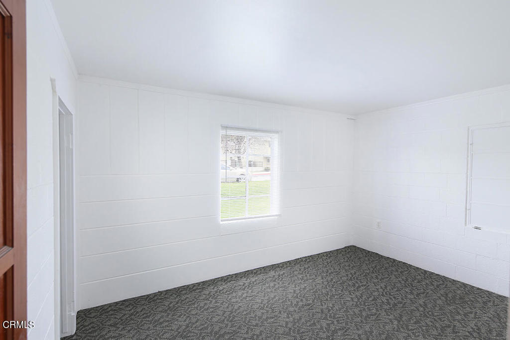 14308 Broadway Property Photo 13