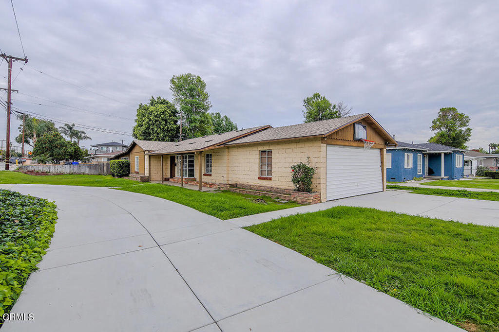 14308 Broadway Property Photo 20