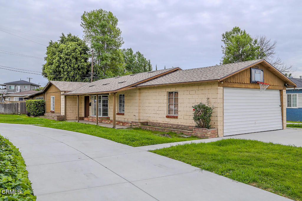 14308 Broadway Property Photo 22