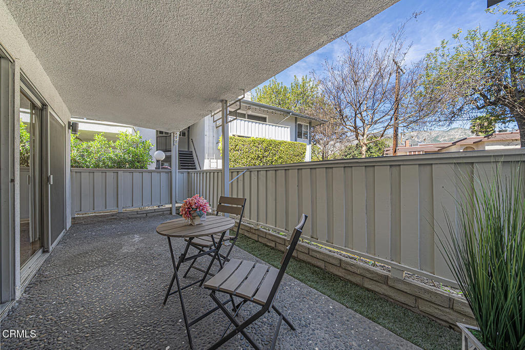 389 Cliff Drive 1 Property Photo 17