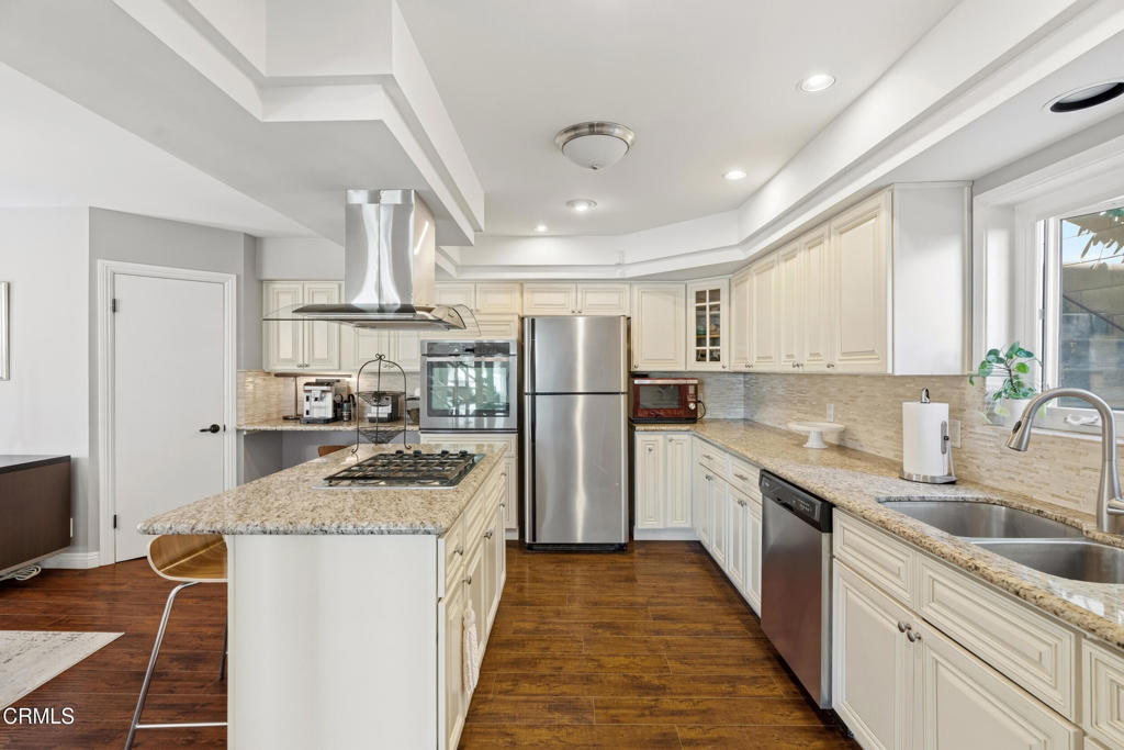 809 Skyland Drive Property Photo 18