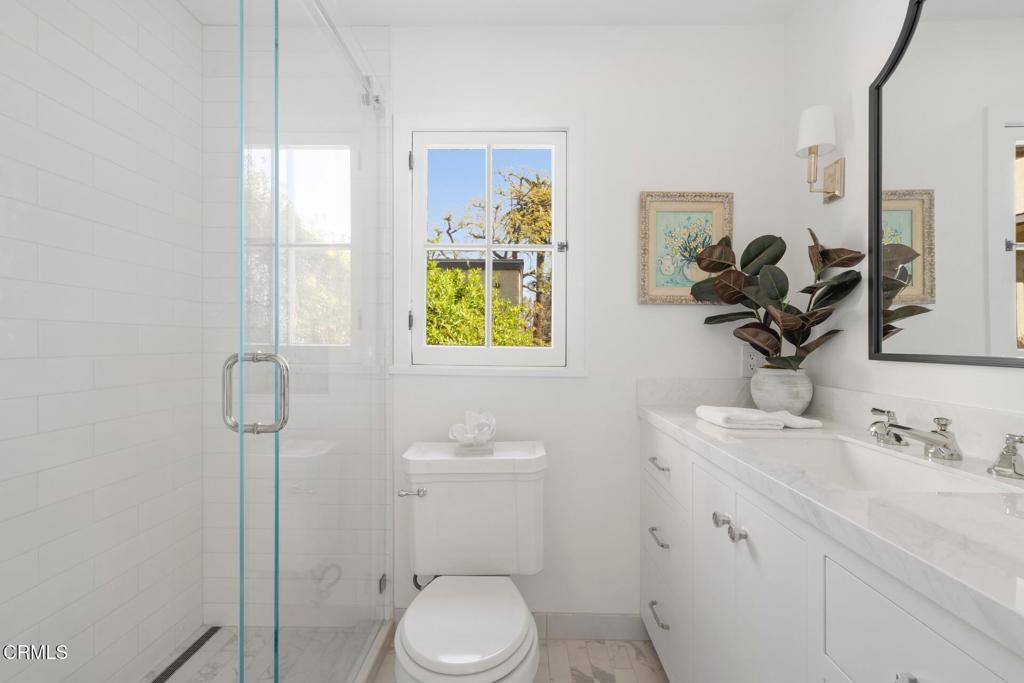 1275 Hillcrest Avenue Property Photo 17