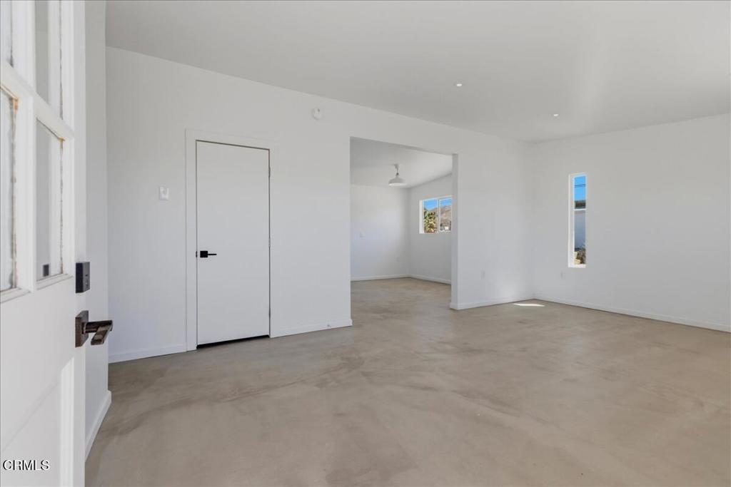 61714 Commercial Street Property Photo 3