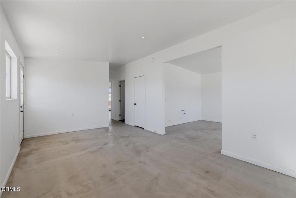 61714 Commercial Street Property Photo 12