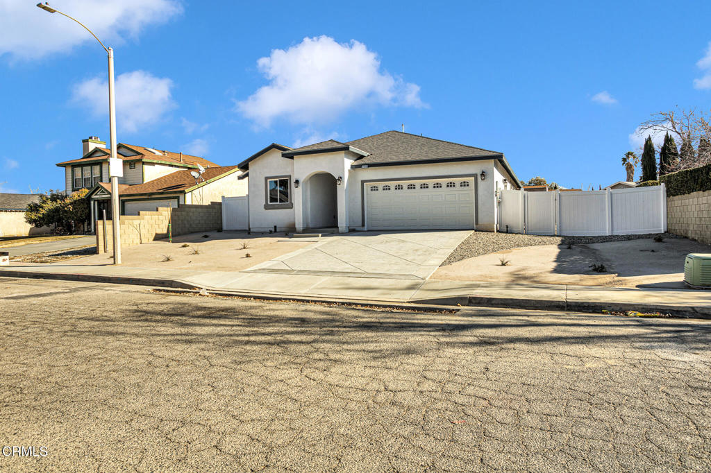 45060 Andale Avenue Property Photo 2