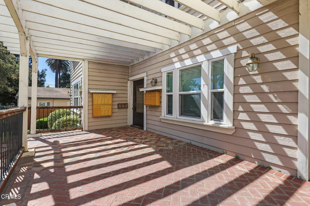 421 N Euclid Avenue Property Photo 4