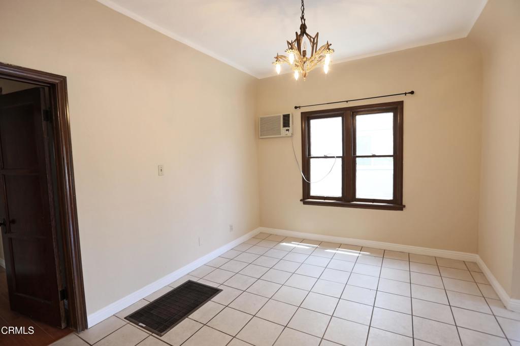 126 S Olive Avenue D Property Photo 5