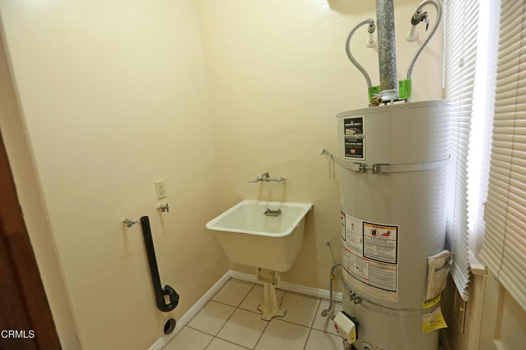 126 S Olive Avenue D Property Photo 16
