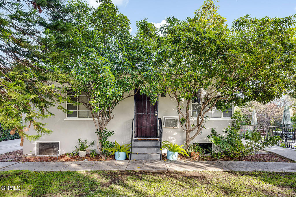 1500 Navarro Avenue Property Photo 2