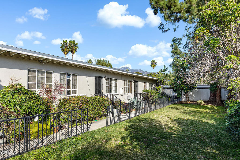 1500 Navarro Avenue Property Photo 6