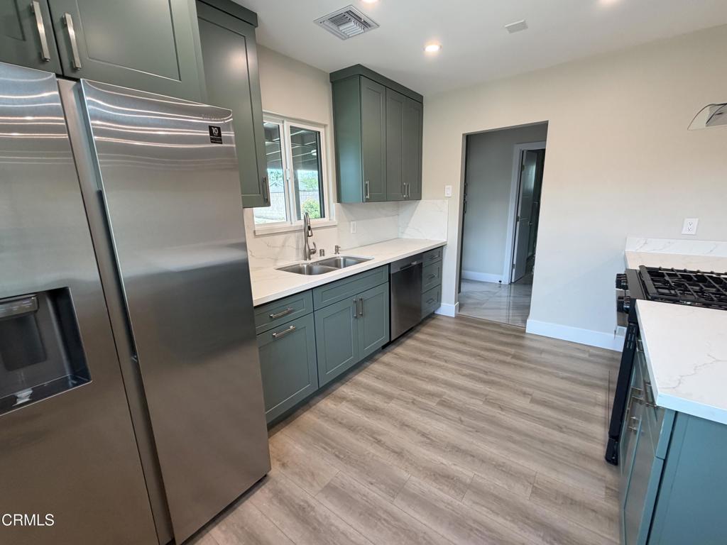 16744 Ludlow Street Property Photo 10