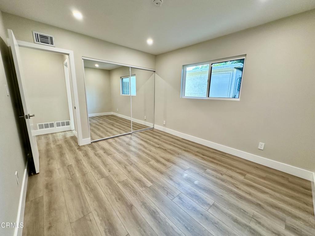 16744 Ludlow Street Property Photo 14