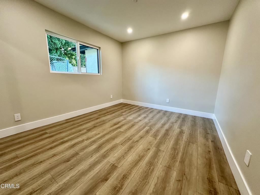 16744 Ludlow Street Property Photo 15